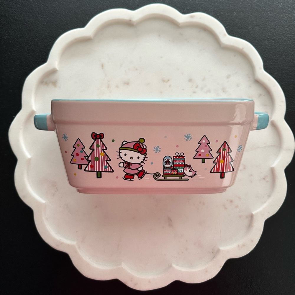 Hello Kitty Holiday Ceramic Bakeware